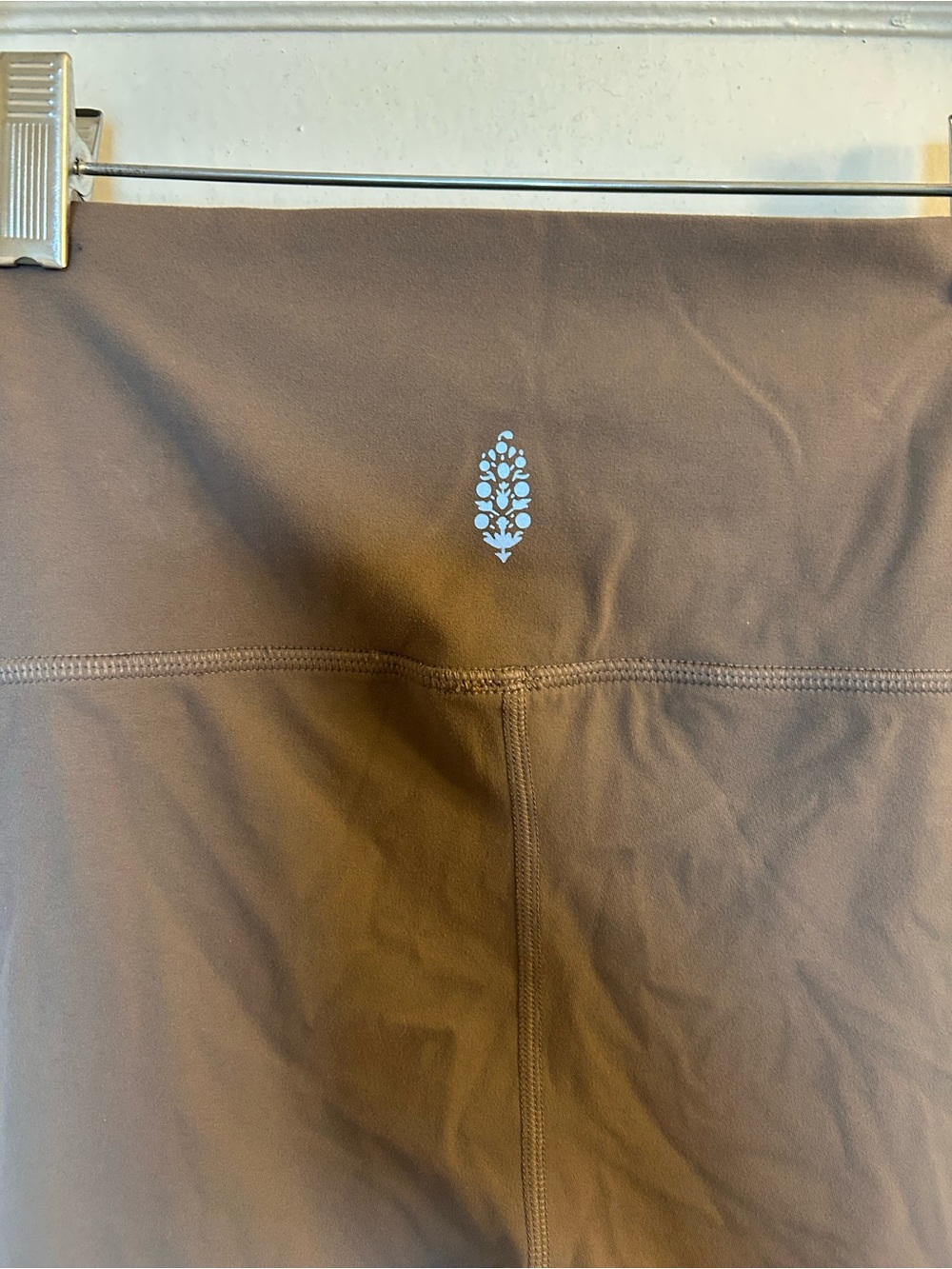 Free People Movement Never Better Capri Leggings Yoga S Taupe Athleisure - Picture 4 of 5